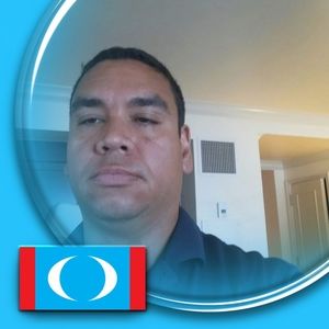 Meet your Posher, Carlos